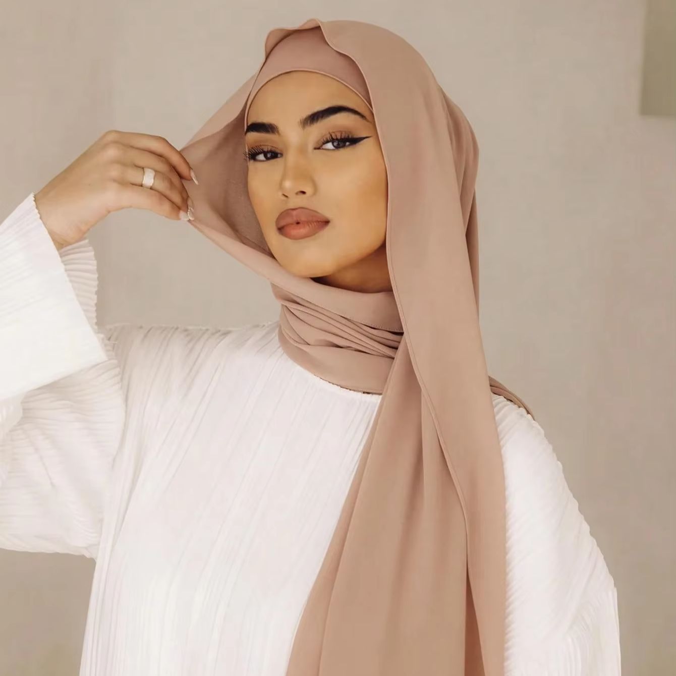 Set di 2 pezzi: Hijab e cappel - Women Fashion Wear recensione e prezzo
